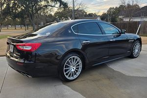 AUTOS USADOS EN VENTA 2017 Quattroporte SGranLusso - Product Image 4