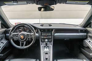 รถปอร์เช่ 911 คาร์เรรา คูเป้ ปี 2018 สภาพดี - Product Image 3