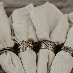 Handmade rustic bronze metal napkin <b>ring</b> antique inspired finish for vintage wedding farmhouse decoration or <b>family</b> gathering - Product Image 2