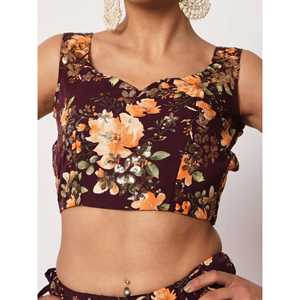 Elegante Lehenga Choli de Seda con Estampado Floral Morado para Recepciones y Bodas - Product Image 2