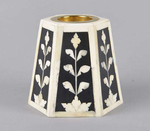 Brûleur d'encens Bakhoor classique fait à la main avec incrustation de nacre, usage religieux, brûleur MOP Mubkhar par Decor World Expo - Product Image 3