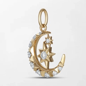 Pendentif multi-usage Halcyon Starlit Moon Diamond avec 11 diamants ronds cultivés en laboratoire de 0,48 carat GH-VS en or jaune 18 carats, produit en vrac - Product Image 4