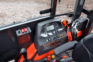 Tractor Agrícola con Cabina Climatizada de 60HP 70HP para Venta al por Mayor 4X4 - Product Image 4