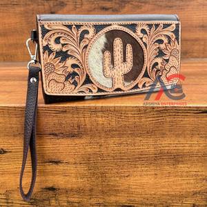 2025 meilleure vente Premium en cuir de vachette véritable Cactus Design Style occidental repoussé à la main en cuir femmes portefeuille décoration florale - Product Image 1