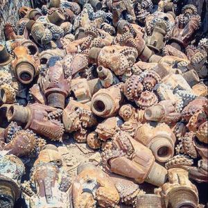 Brocas Tricónicas Usadas para la Venta, Tamaños Mixtos, Grado API, Brocas de Desecho para Perforación de Roca - Product Image 2