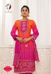 Fabricante y proveedor de moda femenina: Kurti, pantalón y dupatta de seda rusa con estampado y trabajo manual para festivales. - Product Image 3