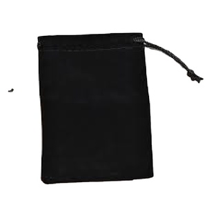 Mini pochette à cordon en velours noir avec logo personnalisé sacs de voyage en polyester pour le rangement des balles et jouets équipement sacs-cadeaux disponibles en gros - Product Image 1