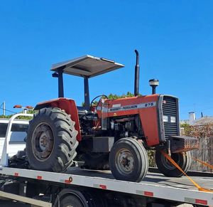 Tracteur à roues Massey Ferguson MF 260 4WD d'occasion de haute qualité à vendre, doté de composants essentiels : moteur, pompe à engrenages, 25 CV - Product Image 2
