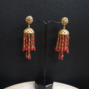 ต่างหูลูกปัดสีแดงเข้ม jadau jhumki ทำจากโลหะผสมสังกะสี - Product Image 6