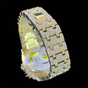 Reloj Royal Thorne de Lujo Miyota de 44 mm, Totalmente Chapado en Oro, Esfera Analógica, Cuarzo, Resistente al Agua 3 BAR, Caja de Acero Inoxidable - Product Image 4