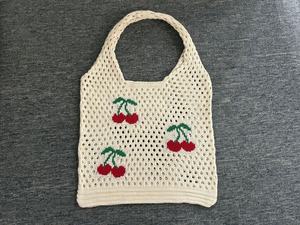 Bolso Tote de Gran Capacidad Tejido a Crochet con Diseño de Cerezas para Verano 2025, Bolso de Hombro Tejido Calado para Playa - Product Image 6