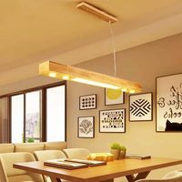 Lustre LED Suspendu Moderne en Bois et Résine, Doré, Dimmable, Étanche IP54, Écologique, Durable, Personnalisable, Idéal pour Mariages