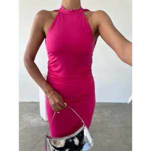 เดรสผ้าซานดี้ระบายอากาศดี คอแบบผูกเชือก ด้านหลังมีเชือกผูก ดีไซน์จับจีบ - Product Image 2