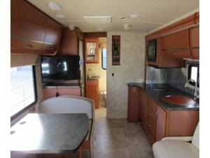 Camping-car mobile 2011 Winn-Eb-Ago View 2-4K, une chambre pour 4-6 personnes, prêt à être expédié - Product Image 4