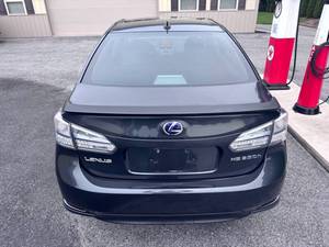 Lexus HS 250h Premium 4 portes berline 2010 – Véhicules d'occasion en promotion - Product Image 2