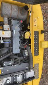 Excavadora sobre orugas Komatsu PC200 con certificación CE | Excavadora hidráulica usada en Japón para proyectos de servicio pesado - Product Image 3