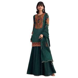 Kurta Sharara en soie vert bouteille avec mousseline de soie Dupatta pour fête, réception de mariage, tenue traditionnelle - Product Image 1