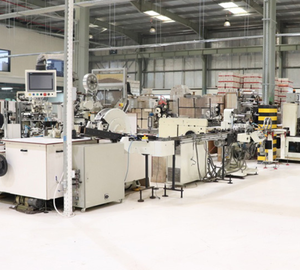 Использованная упаковочная машина для сигарет HLP 2, упаковочная машина для сигарет 200 пачки сигарет в минуту - Product Image 1