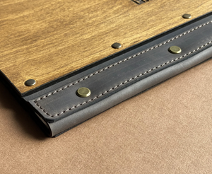 DIVRIS Porte-menu en bois brun en gros avec pages rechargeables pour restaurants et cafés, reliure en cuir, anneaux métalliques - Product Image 2