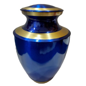Urna Funeraria Mediana de Peltre con Huellas Doradas para Cenizas de Mascotas, Urna de Latón Plateado para Perros y Gatos de Tamaño Mediano - Product Image 6