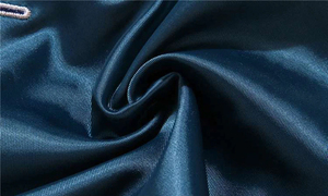 Veste universitaire en satin personnalisée avec col montant, prête pour l'hiver, coupe-vent et imperméable, veste de baseball de style lettreman par Antom Enterprises - Product Image 6