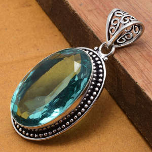 2.10Ct corte redondo diamante creado verde redondo Halo colgante plata esterlina chapado en oro fiesta - Product Image 2