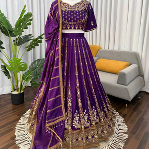 Lehenga Choli de Seda Vichitra de Color Morado, Elegante y Especial para Mujer, para Bodas - Product Image 1