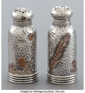 Juego de salero y pimentero de latón pulido de primera calidad, diseño redondo moderno, lujoso, elegante, duradero, de alta calidad, esencial para la cocina y el comedor - Product Image 3