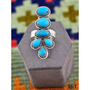 Bague ajustable artisanale du Sud-Ouest en turquoise Kingman, argent sterling et or rose 18 carats, sertie clos, cadeau pour pierres précieuses naturelles - Product Image 1