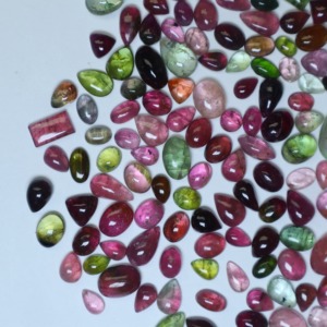 พลอยทัวร์มาลีนขัดเงาธรรมชาติ รูปทรงผสม แบบหลวม หลากสีและเปลี่ยนสีได้ ขนาด 7x9 มม. น้ำหนัก 578 กะรัต - Product Image 4