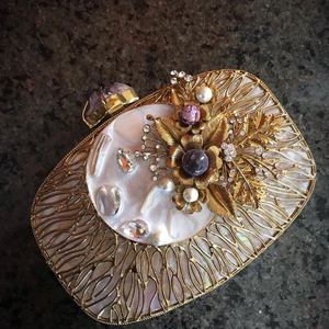 Sac à main en laiton nacré fait à la main pour les fêtes élégantes et les mariages poignée pochette en laiton coquille naturelle pierre bas prix - Product Image 6