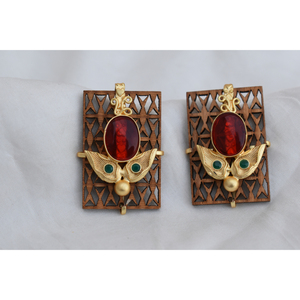 Pendientes de treanding para niñas y mujeres, joyería de madera hecha a mano, de latón dorado, con cierre de tuerca, diseño étnico - Product Image 1