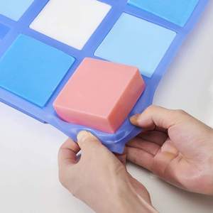 Molde de Silicona Rectangular <span class=keywords><strong>para</strong></span> Jabón de 12 Cavidades, 13x9.75x1.25 Pulgadas, Fácil Desmoldeo, Libre de BPA, Certificado LFGB, Ecológico, Apto <span class=keywords><strong>para</strong></span> Microondas - Product Image 3