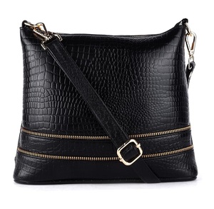 Sac à main en cuir véritable pour femmes de créateur avec fermeture à glissière et décoration à boutons Sac à bandoulière à la mode populaire pour femmes - Product Image 5