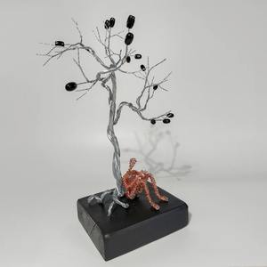 Figurine artistique moderne en métal Sculptures Motif abstrait unique pour la décoration de table de bureau à domicile Disponible en vrac - Product Image 5