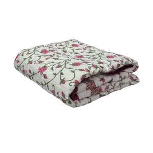 Edredón de bebé de algodón tradicional de alta calidad Edredón de bebé de algodón tradicional indio Edredón de bebé hecho a mano de estilo indio al mejor precio - Product Image 1