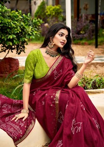 Sari en soie douce de qualité supérieure pour femmes adultes avec bordures jacquard et zari, sans impression, fabriqué en Inde, en stock - Product Image 2