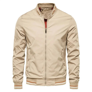 Chaquetas para Hombre de Diseño Duradero, Chaquetas de Hombre de Moda con Logotipo Bordado, Material 100% Poliéster, Chaqueta Ligera para Hombre - Product Image 1