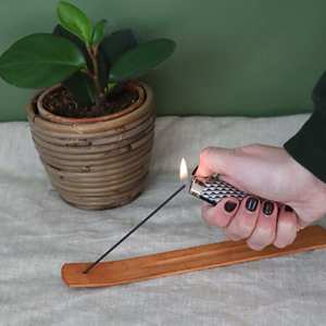 แท่งธูปไม้ธรรมชาติทำด้วยมือเป็นมิตรต่อสิ่งแวดล้อมอุปกรณ์ทำสมาธิกลิ่นหอมสำหรับห้องผ่อนคลาย - Product Image 3