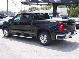 GMC Yukon XL SLT AWD 2023 Blanco Brillante, Automático, Llantas de Aleación R17, Asientos de Cuero, ACC Ligero, Navegación, Asientos con Calefacción, Control Remoto - Product Image 5