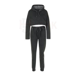 Meilleures ventes Top court pour femmes Survêtement Design personnalisé Toile Street Wear pour l'hiver Motif solide Style décontracté Prix raisonnable - Product Image 1