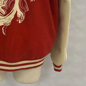 Veste universitaire en chenille brodée de haute qualité, très demandée, unisexe, personnalisable, style baseball, bomber, lettres sur le devant - Product Image 6