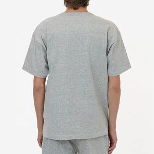 Conjunto informal de verano 2025 para hombre, camiseta y pantalones cortos de media manga de Color sólido, ropa de calle, trajes de entrenamiento, conjunto de verano estampado de 2 piezas - Product Image 4