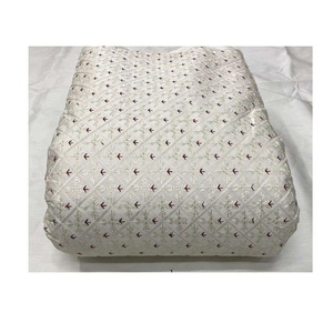 Tissu satiné brodé Offre Spéciale avec des couleurs riches en poids moyen antistatique pour l'exportation de vêtements de mariage et de festival disponible - Product Image 2