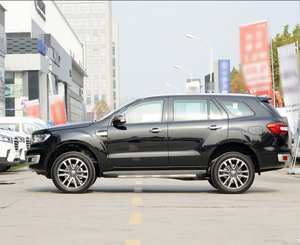 El Más Vendido, Everest Negro Plateado, Auto a Gasolina, 5 Puertas, 7 Asientos - Product Image 4