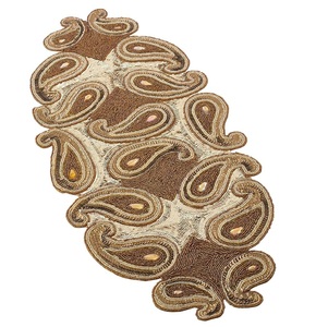 Chemin de table perlé de fleurs Home Restaurant Hotel and Cafés Designs plusieurs tailles disponibles Designer Mats & pads Couverts - Product Image 5