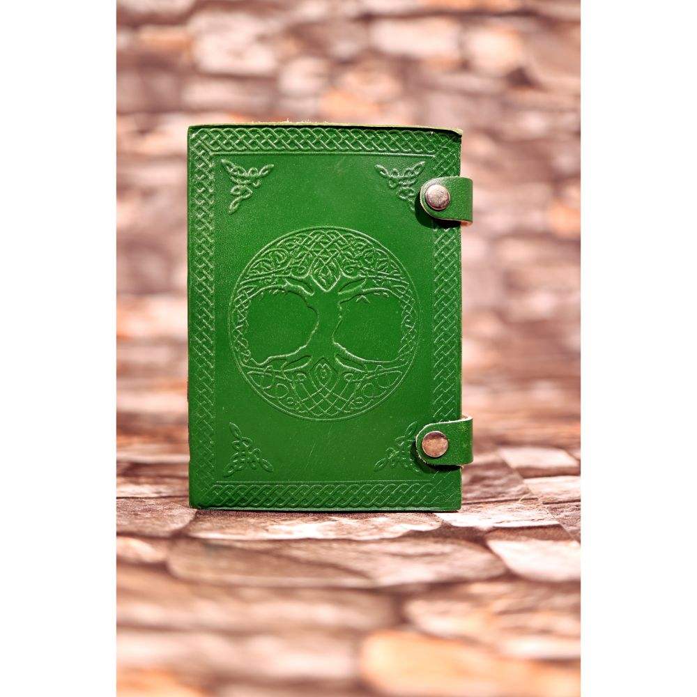 สีเขียว