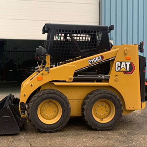 Cargadora compacta CAT en buen estado en venta - Product Image 1