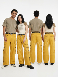 Jeans cargo à logo brodé sur mesure, jambe large, streetwear, denim multi-poches, pantalon décontracté, jeans utilitaire tendance - Product Image 3