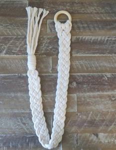 Attaches de rideaux en macramé : Ensemble de décoration bohème en coton recyclé - Product Image 2